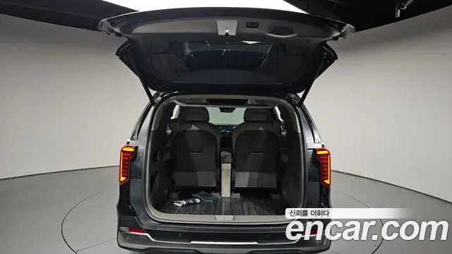 Kia Carnival 2024 — Photo 30/39