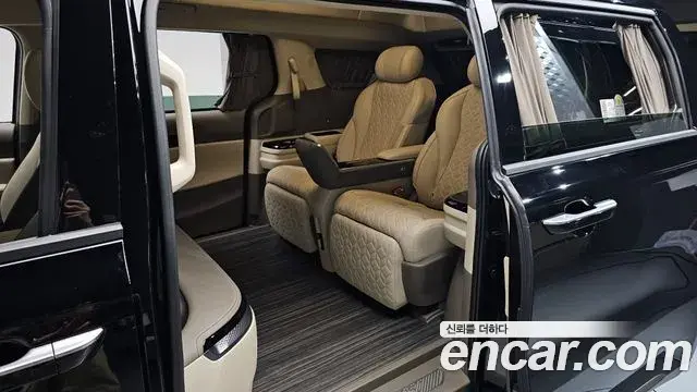 Kia Carnival 2024 — Photo 20/39