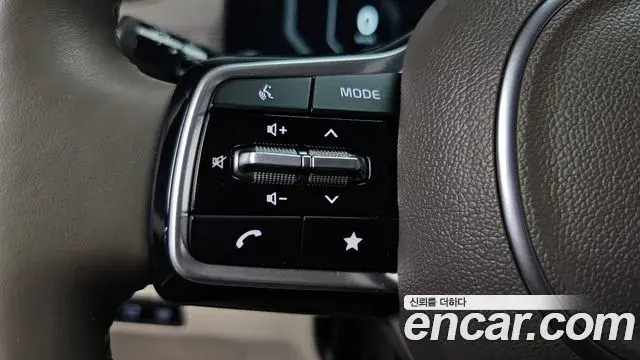 Kia Carnival 2024 — Photo 22/39