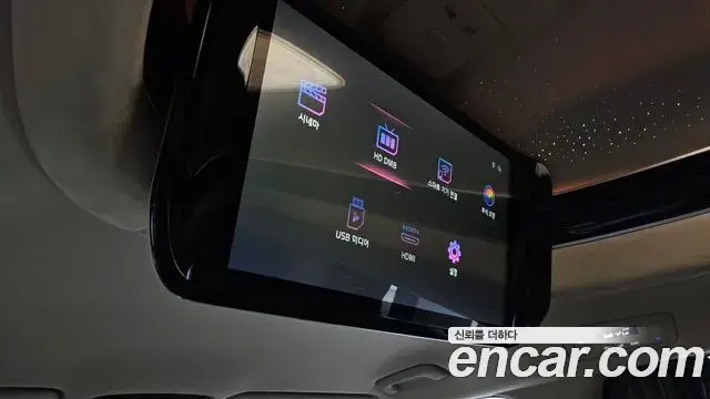 Kia Carnival 2024 — Photo 11/39