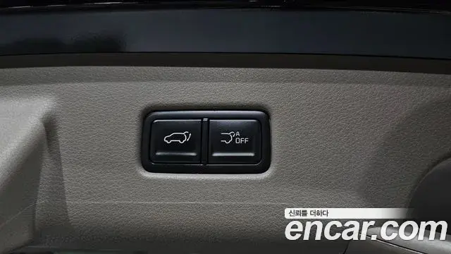 Kia Carnival 2024 — Photo 21/39