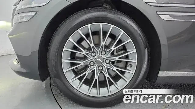 Genesis G80 2022 — Photo 9/33