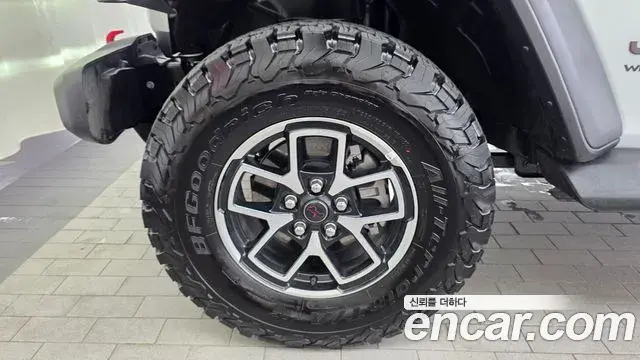 Jeep Wrangler 2025 — Photo 8/30