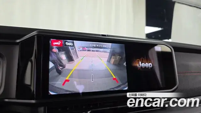 Jeep Wrangler 2025 — Photo 9/30