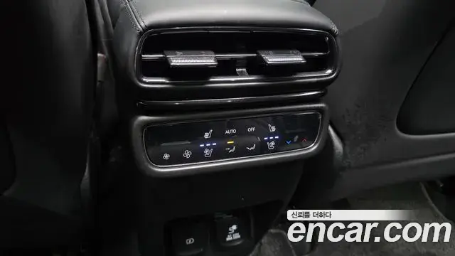 Genesis GV80 2025 — Photo 13/20