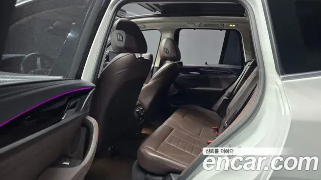 BMW X3 2020 — ფოტო 7/31