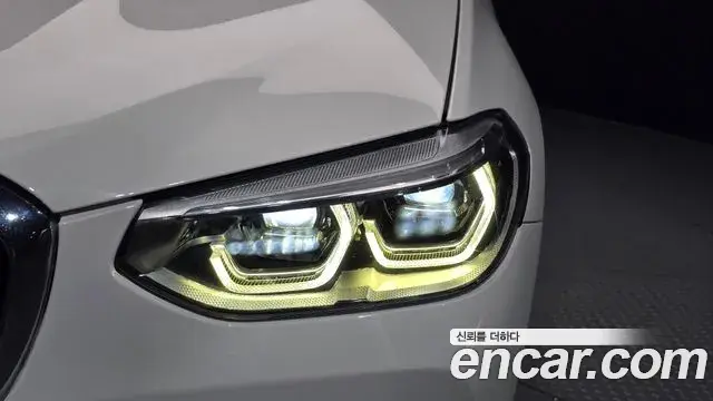 BMW X3 2020 — ფოტო 31/31