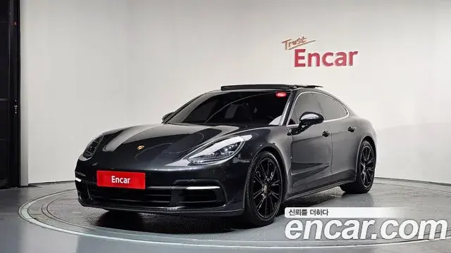 Porsche Panamera 2018 — Şəkil 11/36