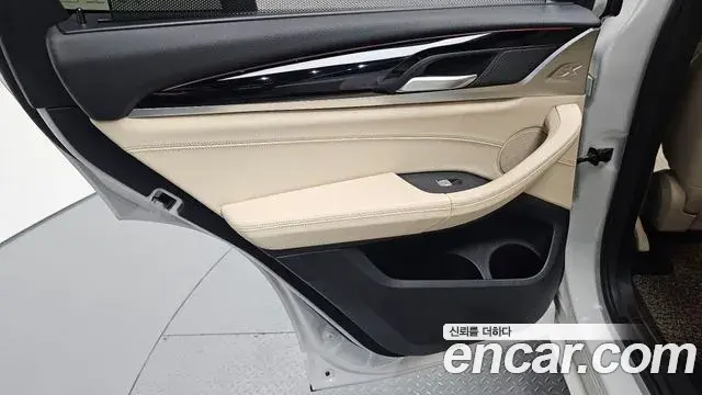 BMW X3 2019 — Photo 10/37