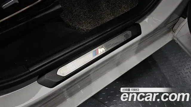 BMW X3 2019 — Photo 33/37