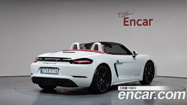 Porsche 718 Boxster 2023 — Фото 2/20