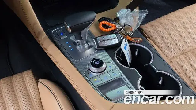 Genesis G70 2021 — Şəkil 19/32