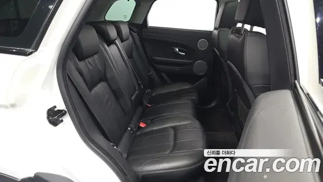 Land Rover Range Rover Evoque 2018 — Фото 11/20