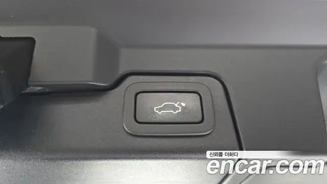 Land Rover Range Rover Evoque 2018 — ფოტო 31/33
