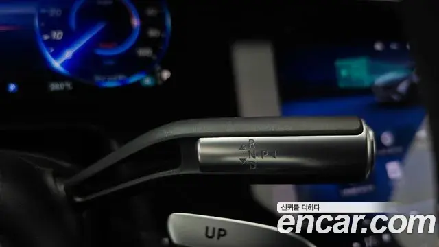 Mercedes-Benz EQS 2022 — Şəkil 18/31