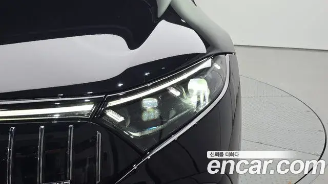 Mercedes-Benz EQS 2022 — Şəkil 29/31
