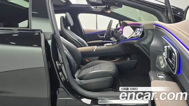 Mercedes-Benz EQS 2022 — Şəkil 28/31