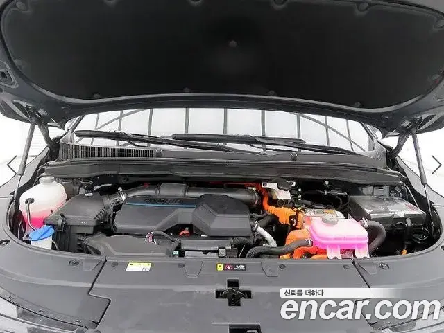 Kia Carnival 2024 — ფოტო 8/20
