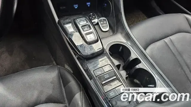 Hyundai Sonata 2021 — Фото 9/20
