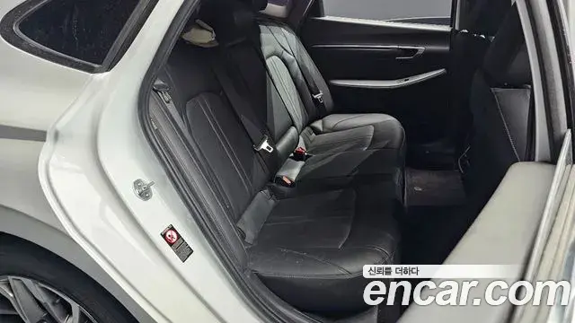 Hyundai Sonata 2021 — Фото 11/20