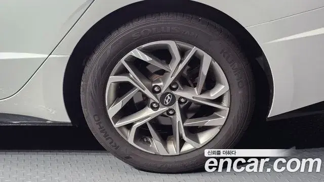 Hyundai Sonata Hybrid 2021 — Photo 4/30