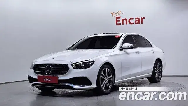 Mercedes-Benz E-Class 2021 — Şəkil 21/33