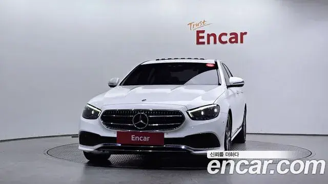 Mercedes-Benz E-Class 2021 — Şəkil 9/33