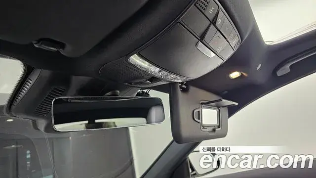 Mercedes-Benz E-Class 2021 — Şəkil 18/33