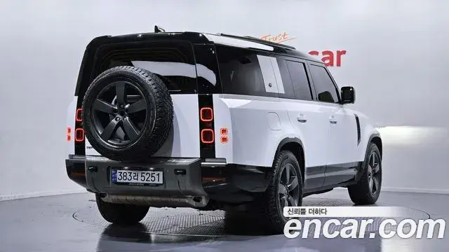 Land Rover Defender 2024 — Şəkil 18/20