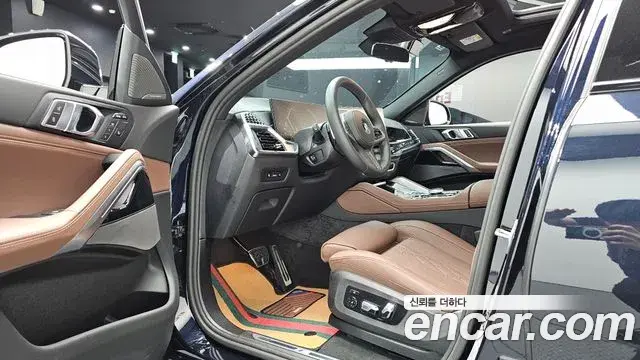 BMW X6 2025 — Photo 8/37