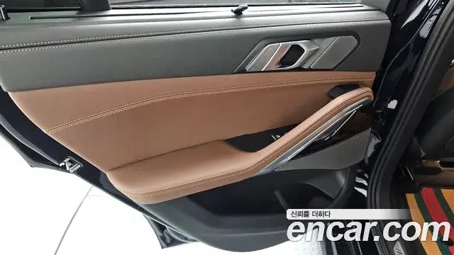 BMW X6 2025 — Photo 6/37