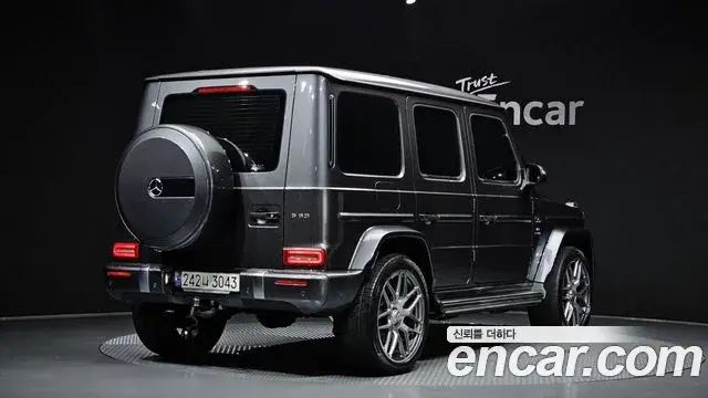 Mercedes-Benz G-Class 2023 — Фото 2/20