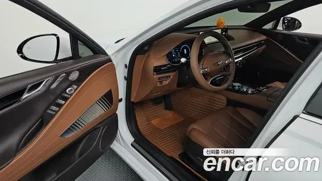 Genesis G80 2024 — Photo 28/31