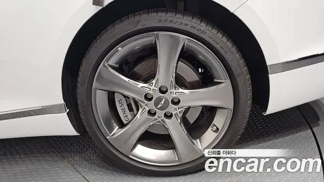 Genesis G80 2024 — Photo 23/31