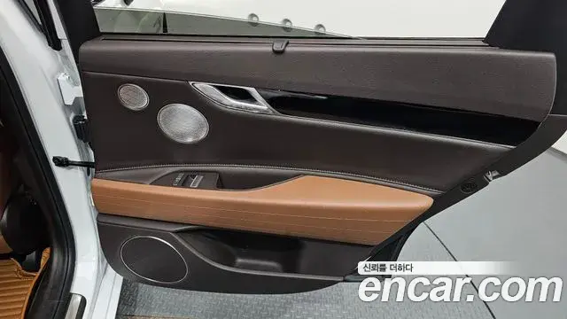 Genesis G80 2024 — Photo 11/31