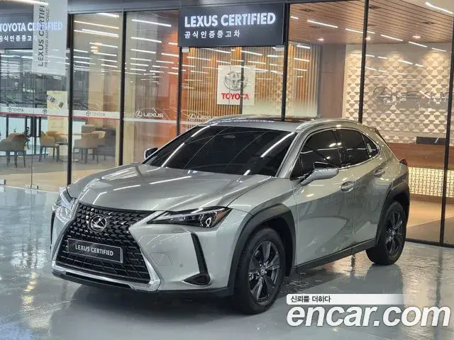 Lexus UX300h 2025 — Şəkil 10/19