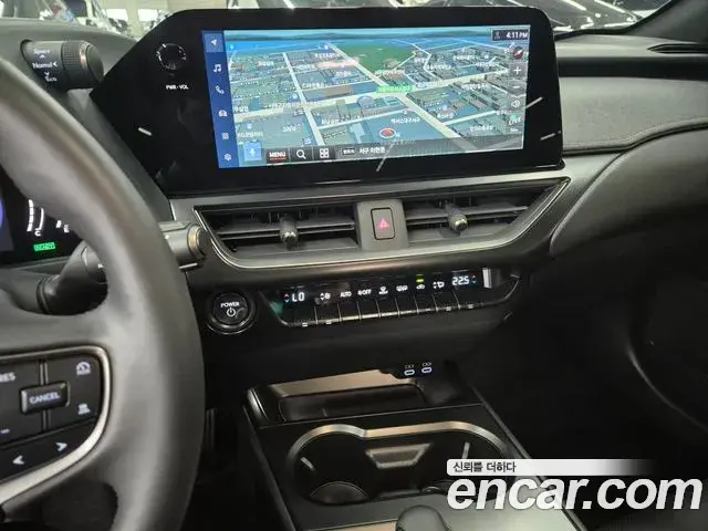 Lexus UX300h 2025 — Şəkil 15/19