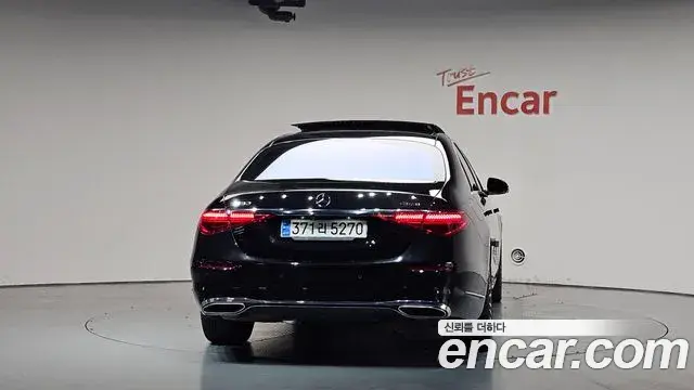 Mercedes-Benz S-Class 2021 — ფოტო 15/40