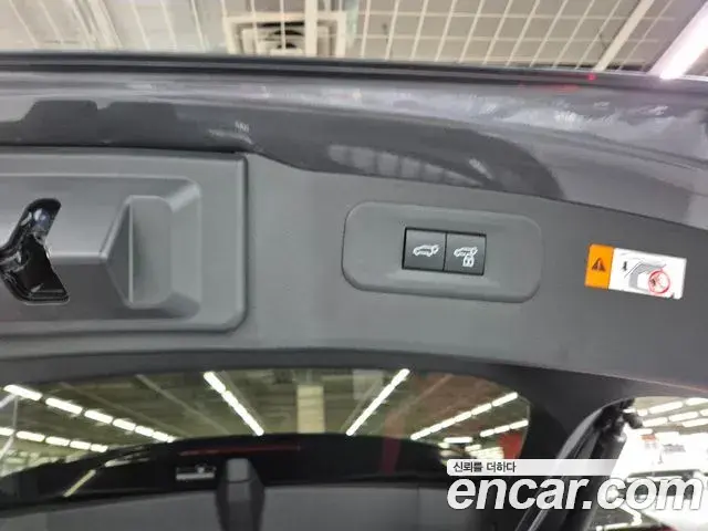 Lexus NX450h+ 2025 — Photo 8/20