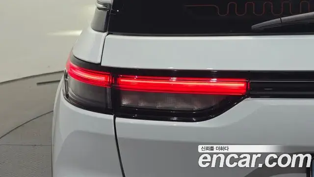 Jeep Grand Cherokee 2023 — Photo 20/32