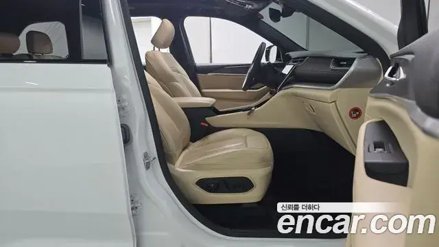 Jeep Grand Cherokee 2023 — Photo 10/32