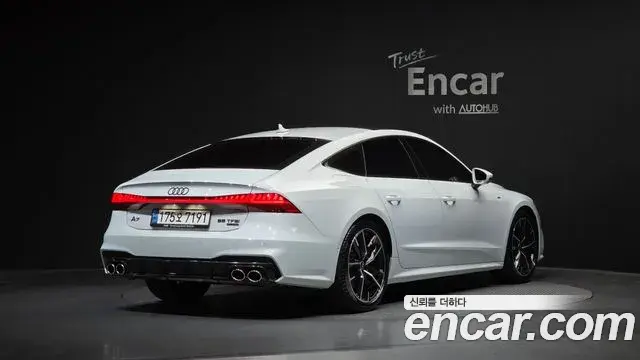 Audi A7 2021 — ფოტო 5/32
