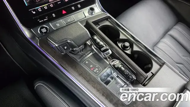 Audi A7 2021 — ფოტო 6/32