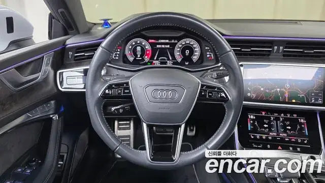 Audi A7 2021 — ფოტო 10/32