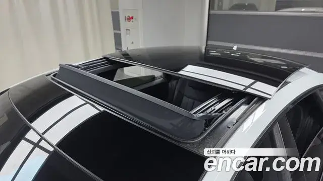 Audi A7 2021 — ფოტო 11/32