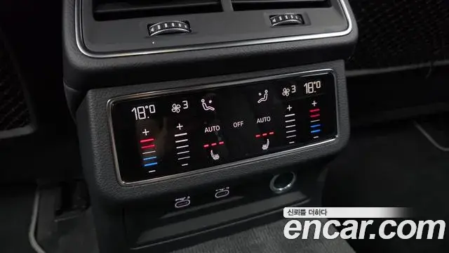 Audi A7 2021 — ფოტო 19/32