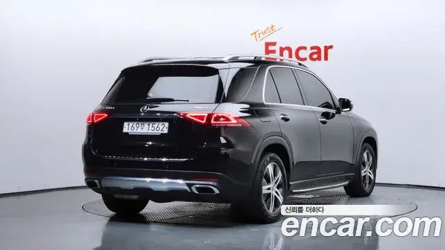 Mercedes-Benz GLE-Class 2019 — Фото 1/20