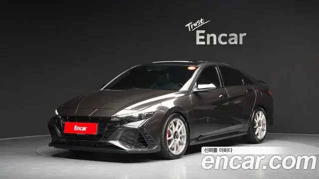 Hyundai Avante 2021 — Фото 1/20