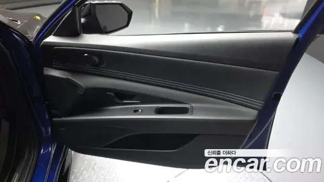 Hyundai The New Avante Hybrid 2021 — Photo 11/30