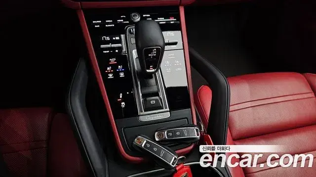 Porsche Cayenne 2020 — Şəkil 6/39